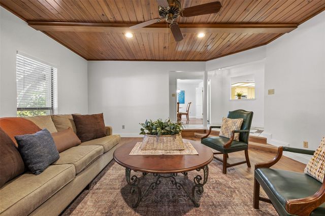 11306 Pickfair DR, Austin, TX 78750