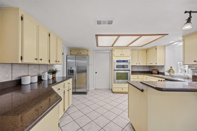 11306 Pickfair DR, Austin, TX 78750