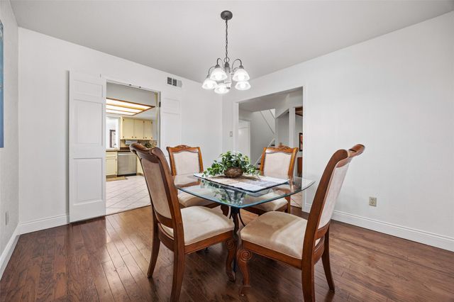 11306 Pickfair DR, Austin, TX 78750