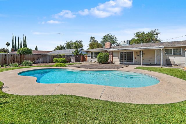 3058 El Capitan, Merced, CA 95340