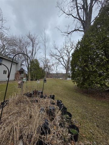 641 Dunleavy Drive, Highland, MI 48356