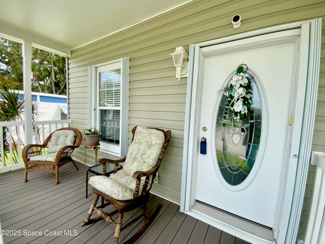 379 Holiday Park Boulevard NE, Palm Bay, FL 32907