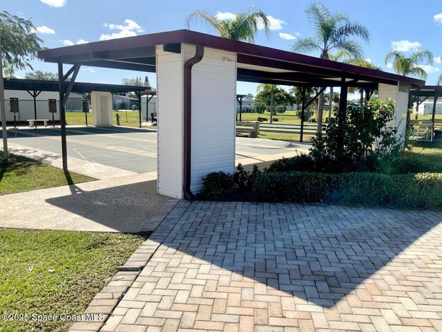 379 Holiday Park Boulevard NE, Palm Bay, FL 32907