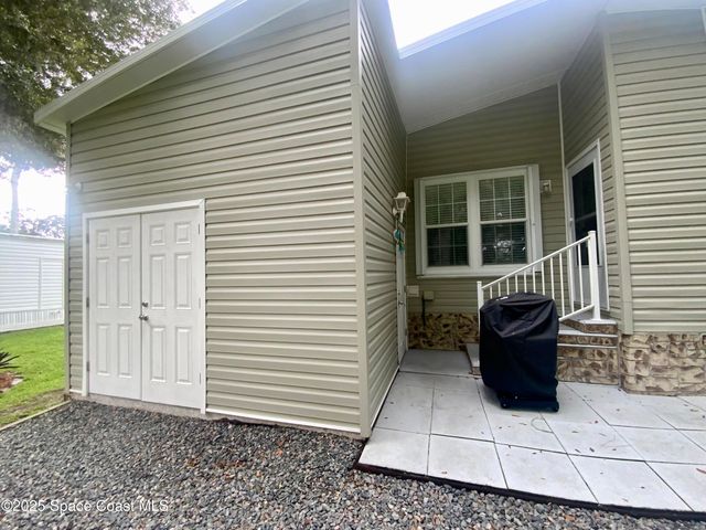 379 Holiday Park Boulevard NE, Palm Bay, FL 32907