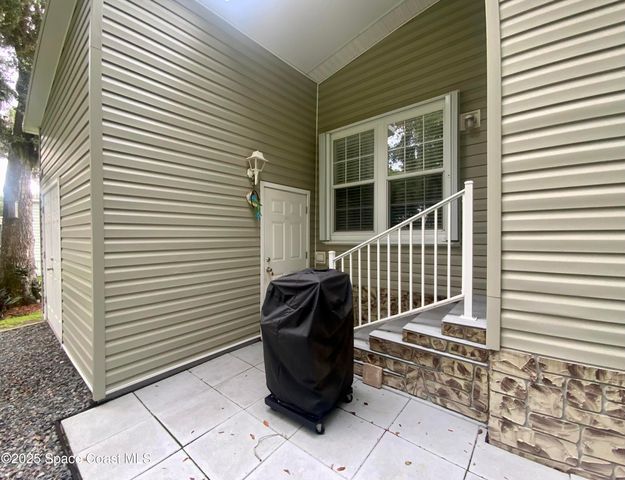 379 Holiday Park Boulevard NE, Palm Bay, FL 32907