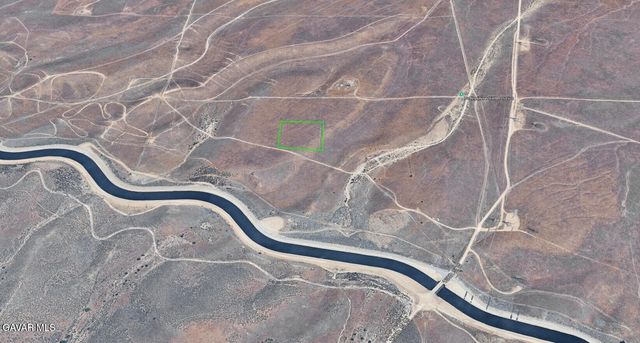 13200 W Avenue J 10, Lancaster, CA 93536