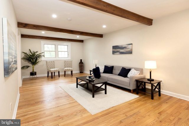 17 BLATHERWICK DR, Berlin, NJ 08009