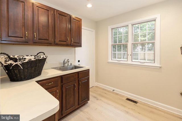 17 BLATHERWICK DR, Berlin, NJ 08009