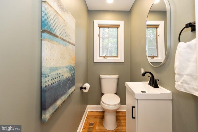 17 BLATHERWICK DR, Berlin, NJ 08009