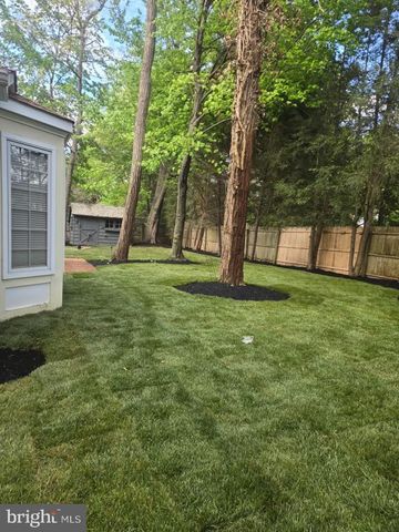 17 BLATHERWICK DR, Berlin, NJ 08009
