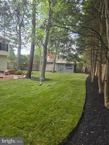 17 BLATHERWICK DR, Berlin, NJ 08009