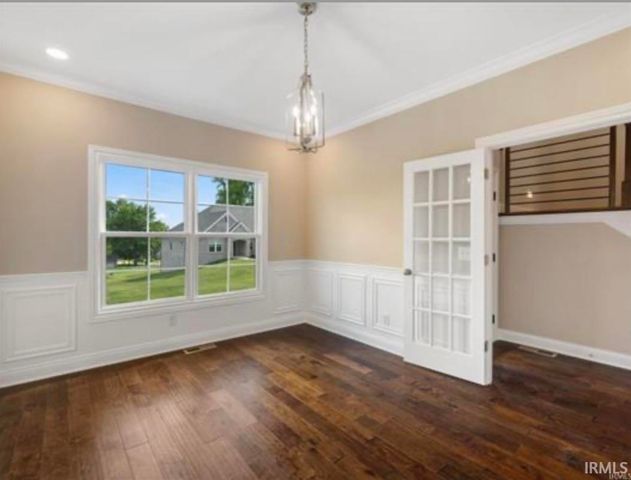 600 Whitetail Court, Evansville, IN 47711