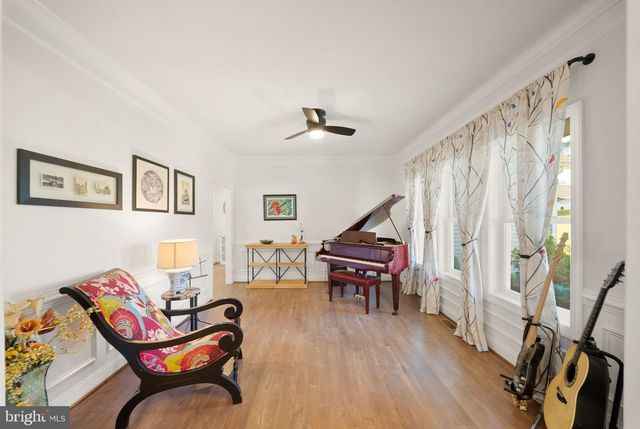 11677 KAHNS RD, Manassas, VA 20112