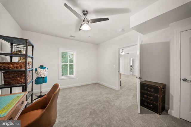 11677 KAHNS RD, Manassas, VA 20112