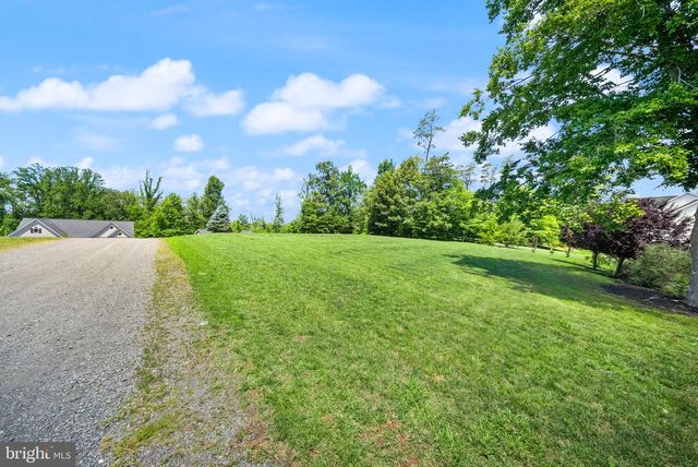 11677 KAHNS RD, Manassas, VA 20112