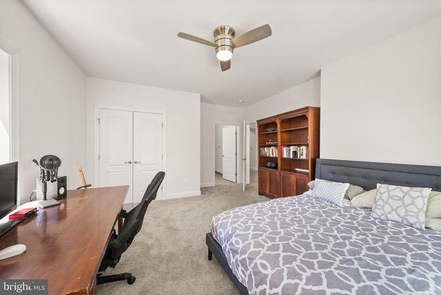 11677 KAHNS RD, Manassas, VA 20112