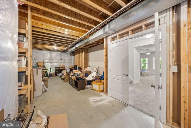 11677 KAHNS RD, Manassas, VA 20112