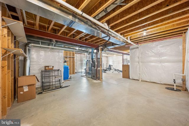 11677 KAHNS RD, Manassas, VA 20112