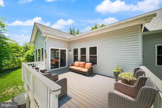 11677 KAHNS RD, Manassas, VA 20112