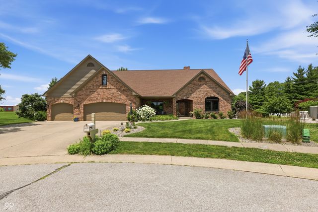 2496 Turf Way, Shelbyville, IN 46176