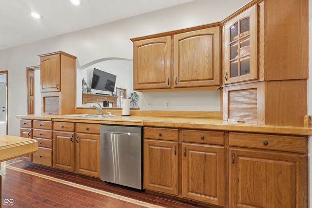 2496 Turf Way, Shelbyville, IN 46176