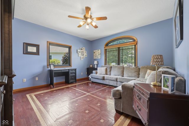 2496 Turf Way, Shelbyville, IN 46176