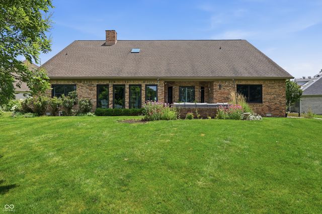 2496 Turf Way, Shelbyville, IN 46176