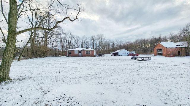 3348 E Main St, Mahoning Twp, PA 16132