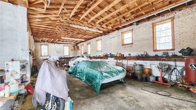 3348 E Main St, Mahoning Twp, PA 16132