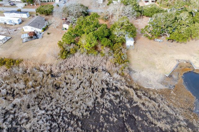 144 Atkinson Point Road, Holly Ridge, NC 28445