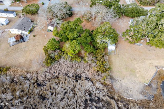 144 Atkinson Point Road, Holly Ridge, NC 28445