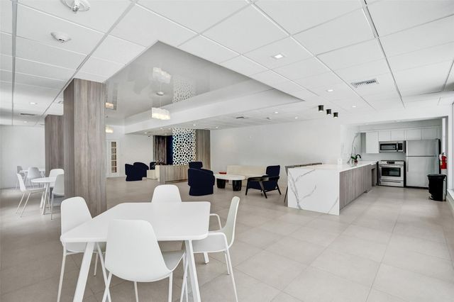 1800 N Andrews Ave 12B, Fort Lauderdale, FL 33311