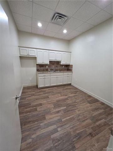 2408 Buddy Owens Avenue, Mcallen, TX 78504