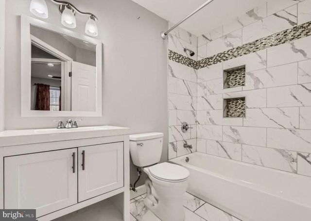 905 E PATAPSCO AVE, Baltimore, MD 21225