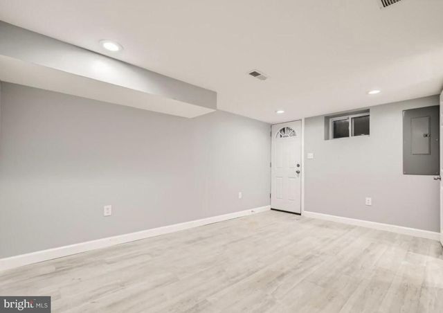 905 E PATAPSCO AVE, Baltimore, MD 21225