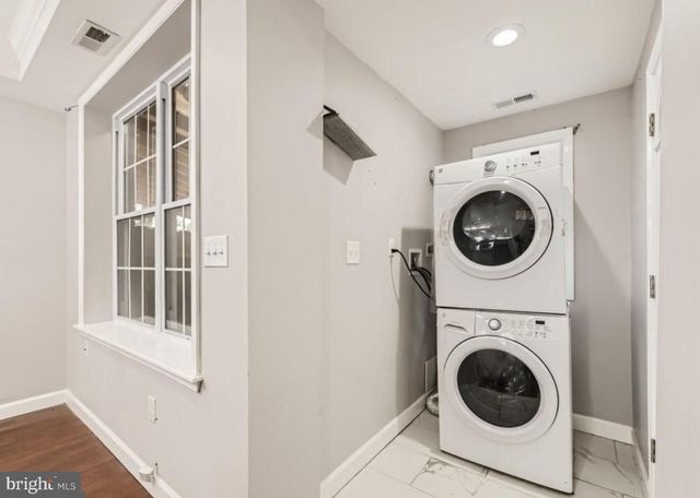 905 E PATAPSCO AVE, Baltimore, MD 21225