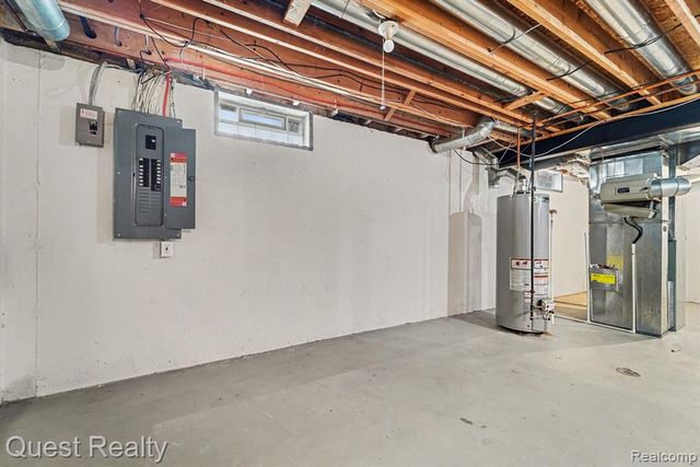 491 River Ridge Drive, Waterford, MI 48327