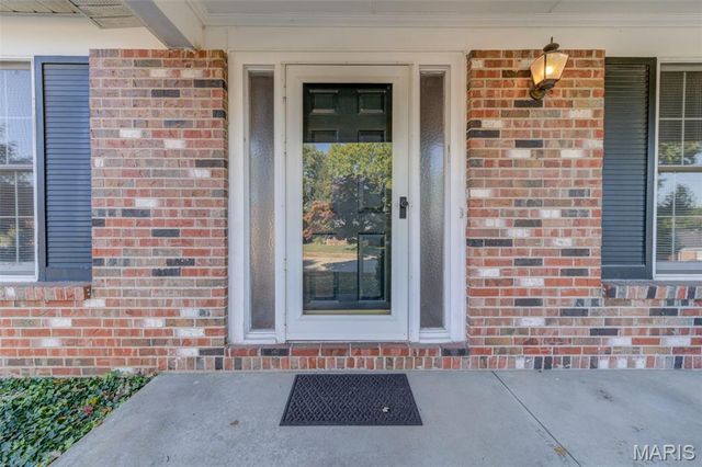 11880 Archerton Drive, Bridgeton, MO 63044