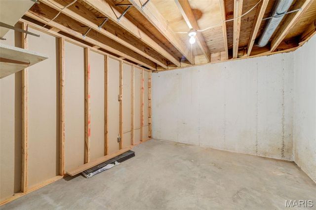 11880 Archerton Drive, Bridgeton, MO 63044