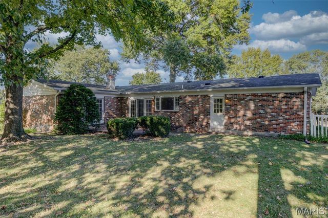 11880 Archerton Drive, Bridgeton, MO 63044