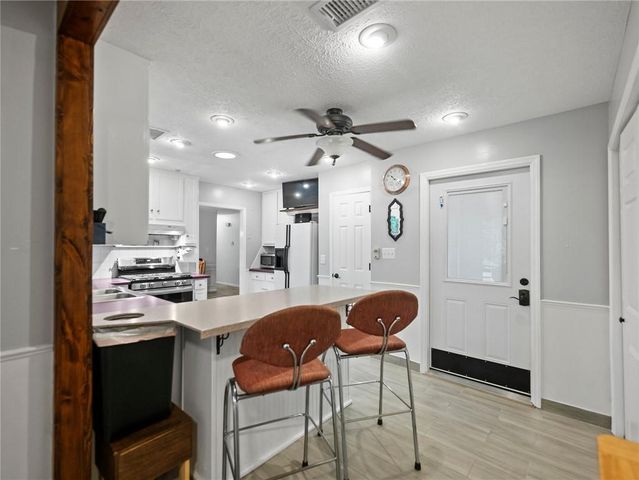 2956 Springlake Drive, Buford, GA 30519