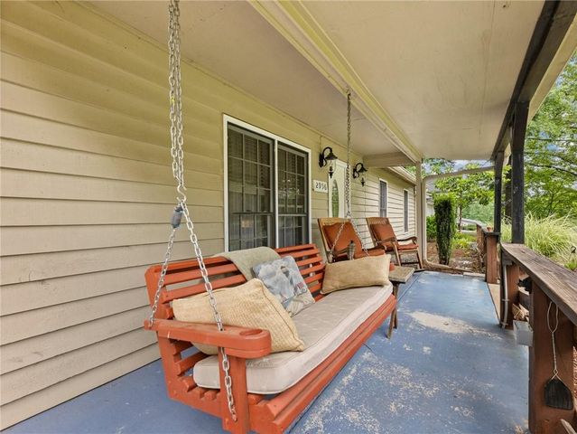 2956 Springlake Drive, Buford, GA 30519