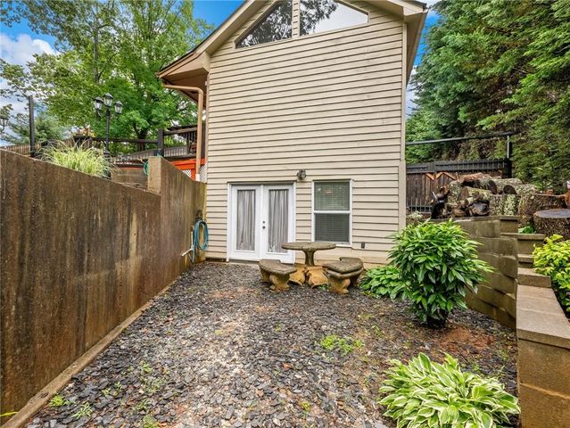2956 Springlake Drive, Buford, GA 30519