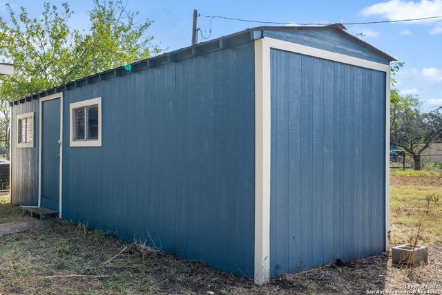 132 County Road 469, Castroville, TX 78009