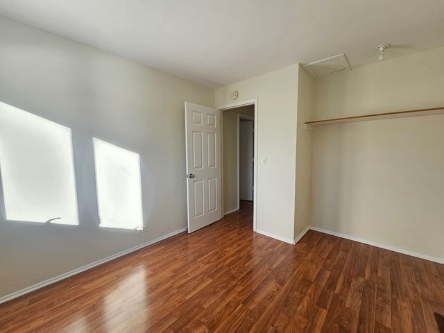 726 E Old Willow Road 104C, Prospect Heights, IL 60070