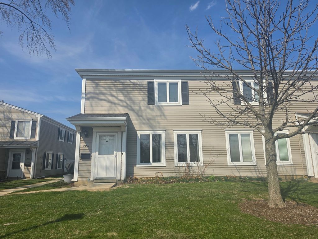 726 E Old Willow Road 104C, Prospect Heights, IL 60070