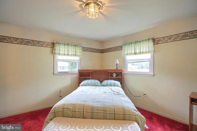 117 PEARL DRIVE, Carlisle, PA 17013