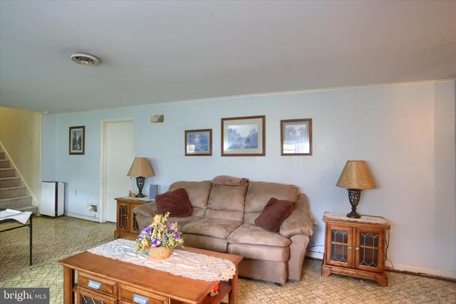 117 PEARL DRIVE, Carlisle, PA 17013