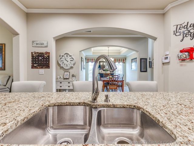 13500 S Poplar Street, Glenpool, OK 74033