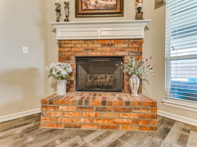 13500 S Poplar Street, Glenpool, OK 74033